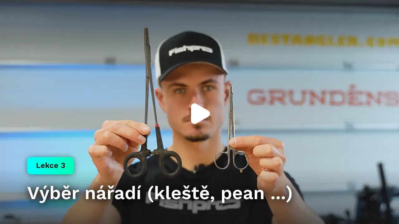 Výběr nářadí (kleště, pean…)